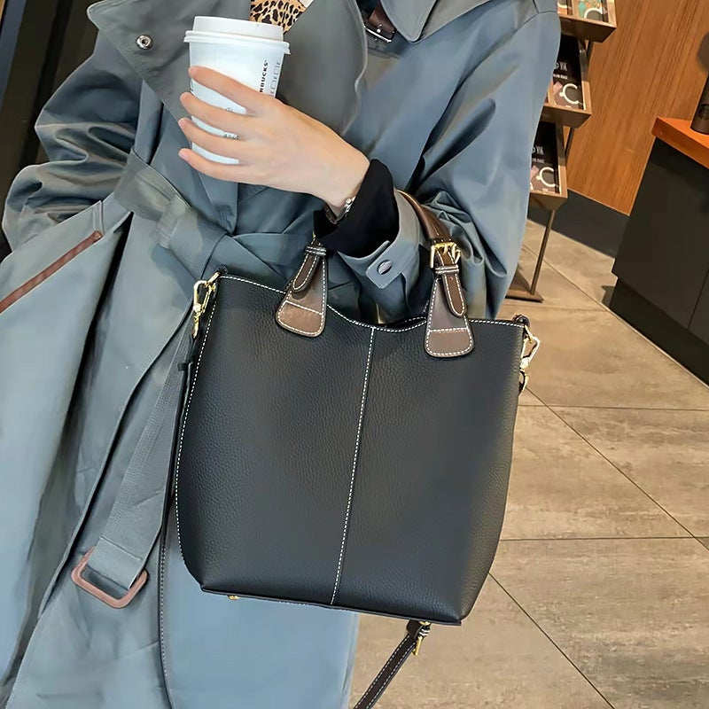 Genuine Leather Women'S Bag Bucket Bag 2023 New Fashion Crossbody Large Capacity Bag Fashionable Shoulder Tote Commuter Handbag - Image 1