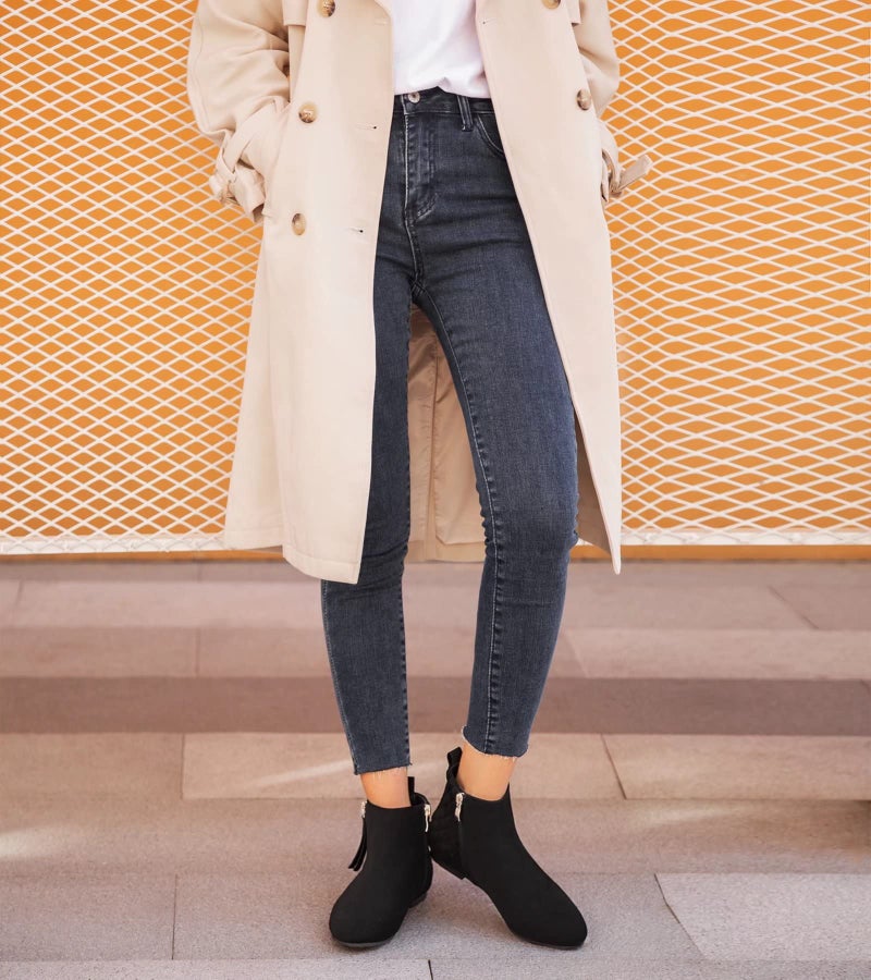 MaxMuxun Women's Ankle Boots Flat Low Heel Booties Ladies Quilted Fall Winter Fashion Boots with Side Zipper Black Faux Suede Size 8 - Image 3