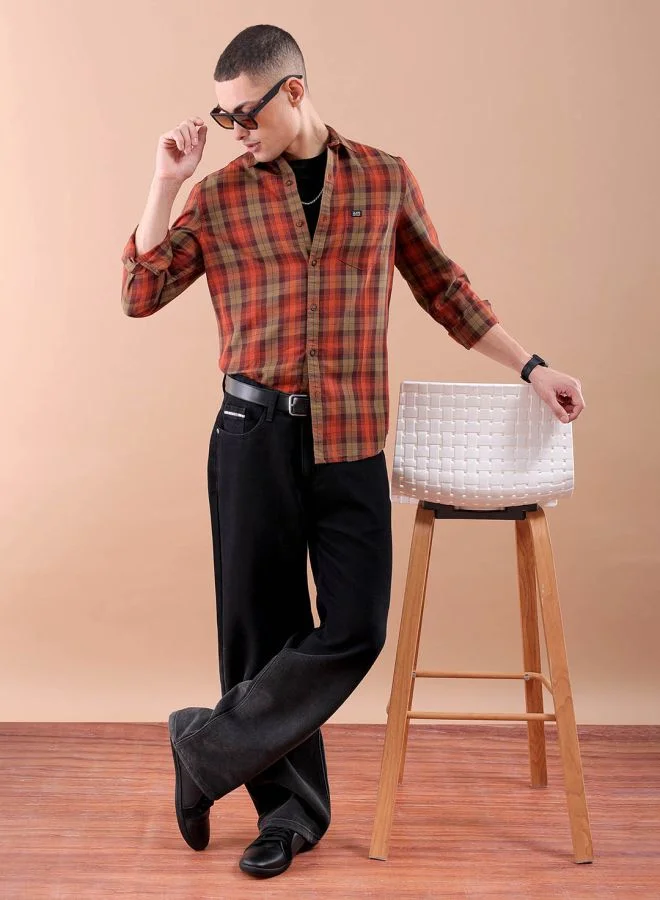 شركة المرآب الهندية Men Regular Fit Checkered Full Sleeves Cutaway Collar Casual Shirt