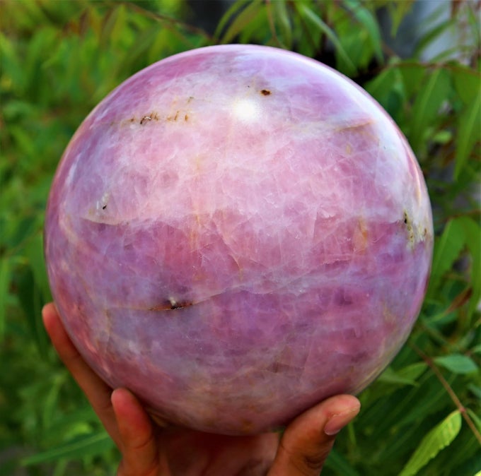 GIANT NATURAL ROSE QUARTZ CRYSTAL BALL, 6.3 INCH DIAMETER, 5.6 KG WEIGHT, FOR HEALING, MEDITATION AND SPIRITUAL PURPOSE