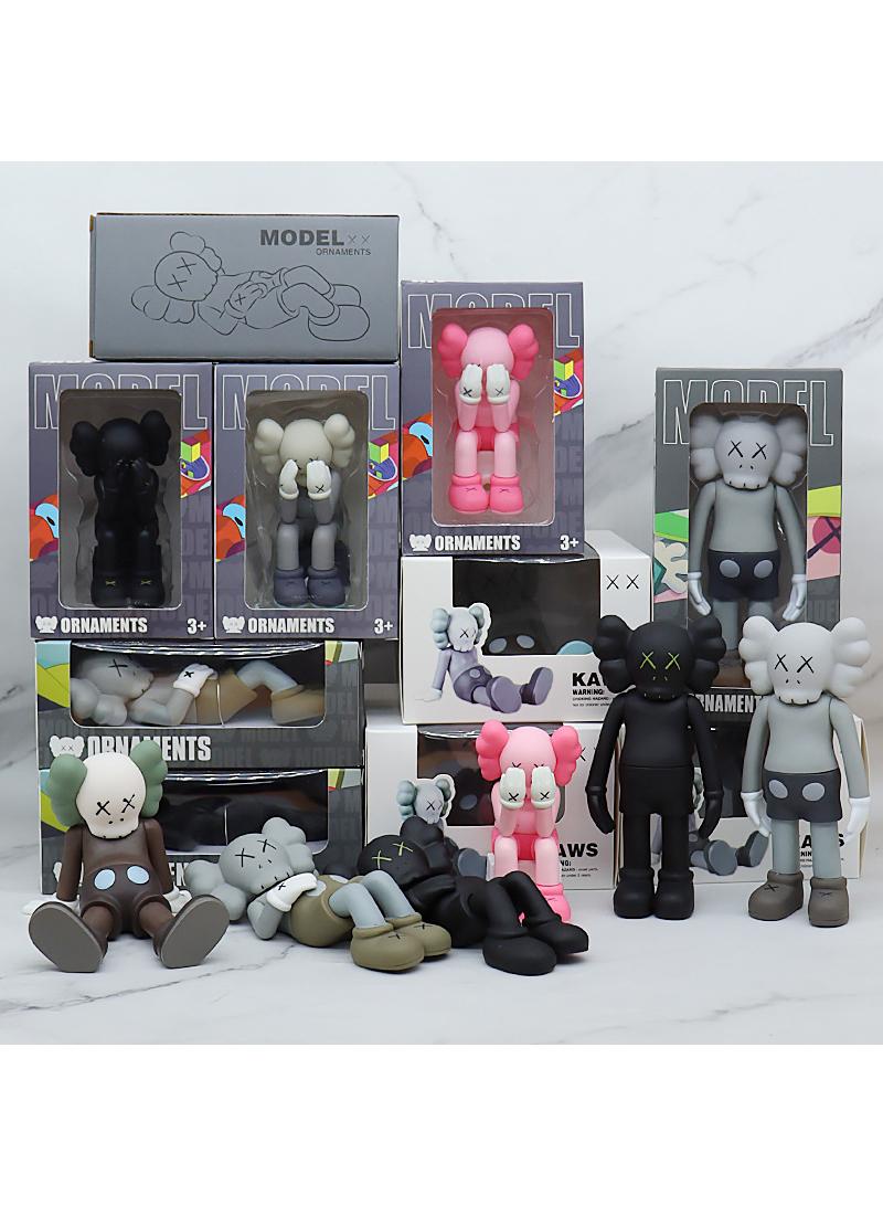 Y&D KAWS Hand-made Model Doll Ornaments Creative Personality Decorative Toys-Sitting Black - Image 1