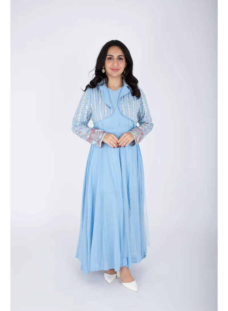 اكسا فستان مطرز بنقشة عصرية من قطعتين