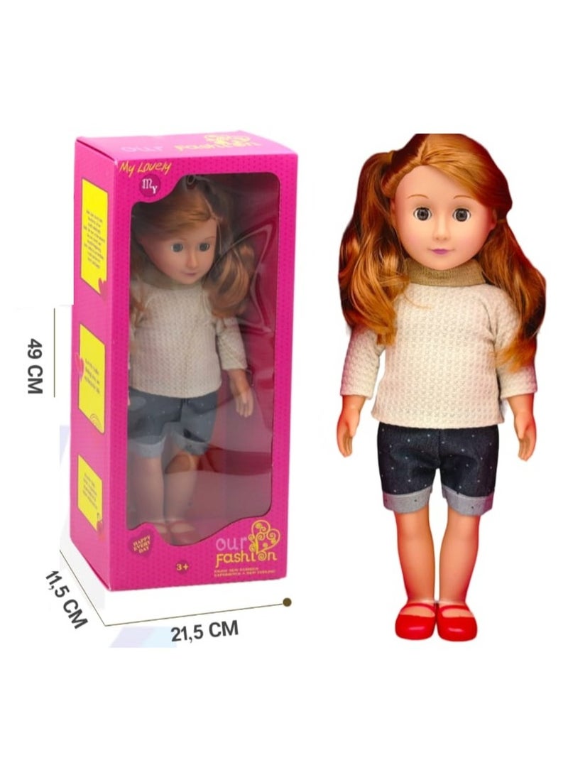 دمية أزياء بملابس شعر متنوعة