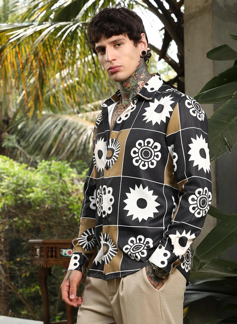 Campus Sutra Men's Midnight Black & Chocolate Brown Bloom-Bloc Shirt For Casual Wear | Spread Collar | Long Cuffed Sleeves | Button Closure | Shirt Crafted With Comfort Fit For Everyday Wear