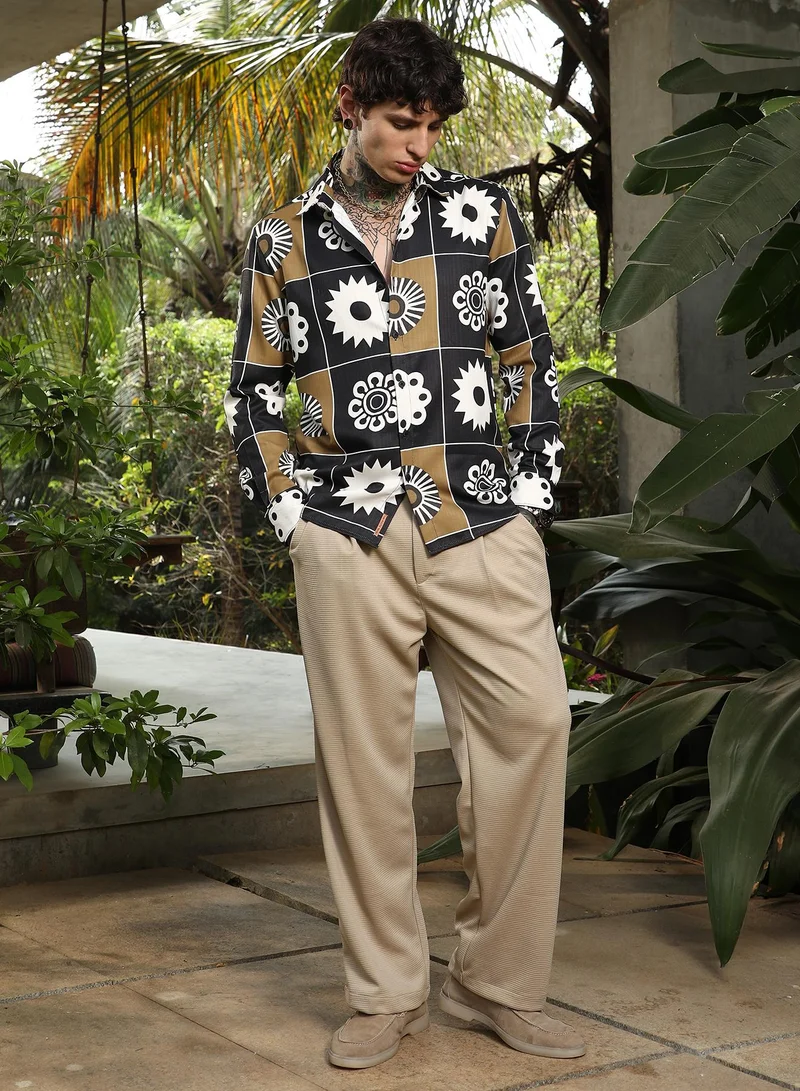 Campus Sutra Men's Midnight Black & Chocolate Brown Bloom-Bloc Shirt For Casual Wear | Spread Collar | Long Cuffed Sleeves | Button Closure | Shirt Crafted With Comfort Fit For Everyday Wear