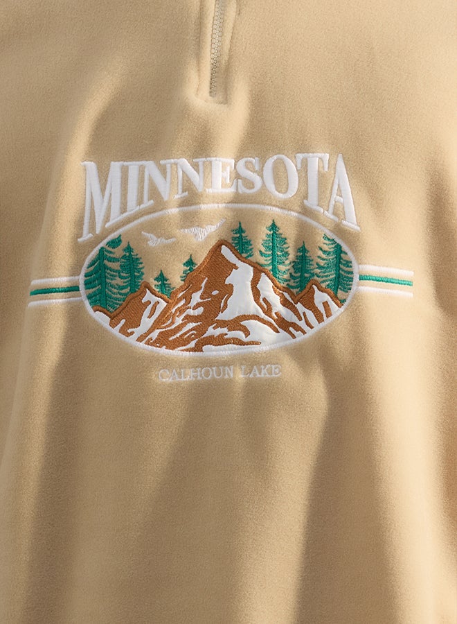 trendyol Stone Unisex Oversize/Wide Cut Stand Collar City Embroidery Anti-pilling Fleece Sweatshirt TMNAW24SW00034 - Image 4