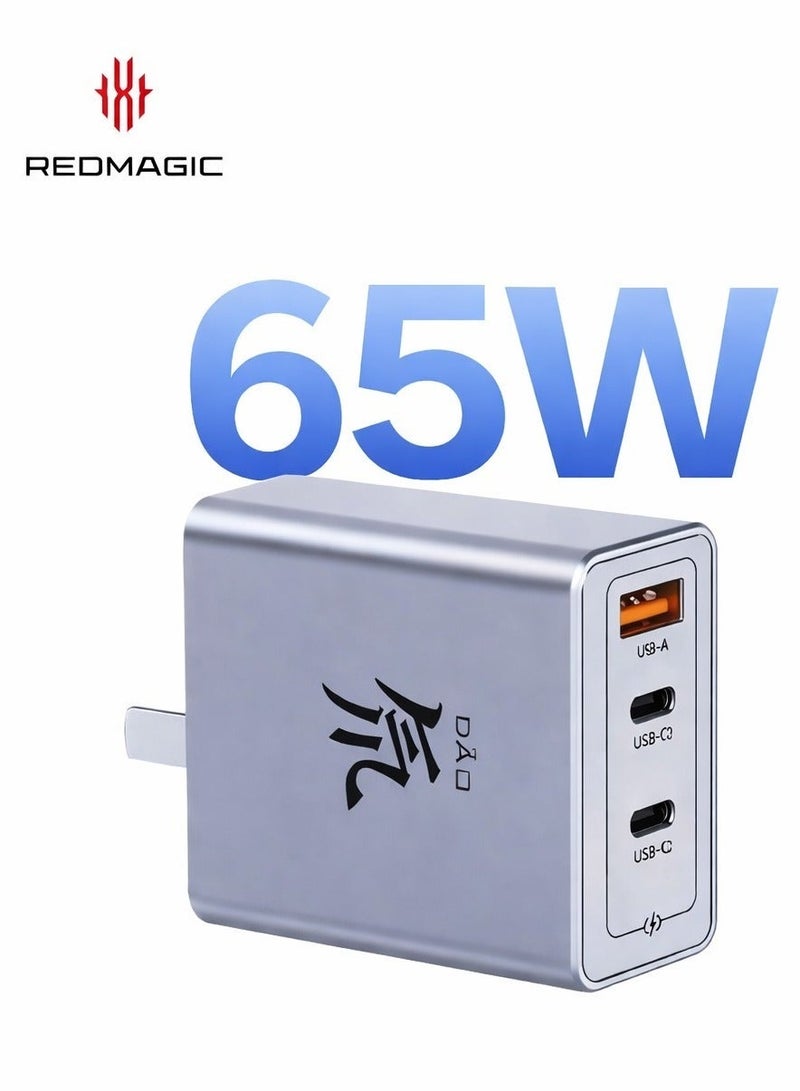 ريد ماجيك شاحن سريع ٦٥ واط من ريد ماجيك، محول طاقة مدمج بثلاثoة منافذ (منفذين سي ومنفذ إيه) للهواتف، الأجهزة اللوحية واللابتوبات - بدون شريط - منفذ امريكي - Image 1