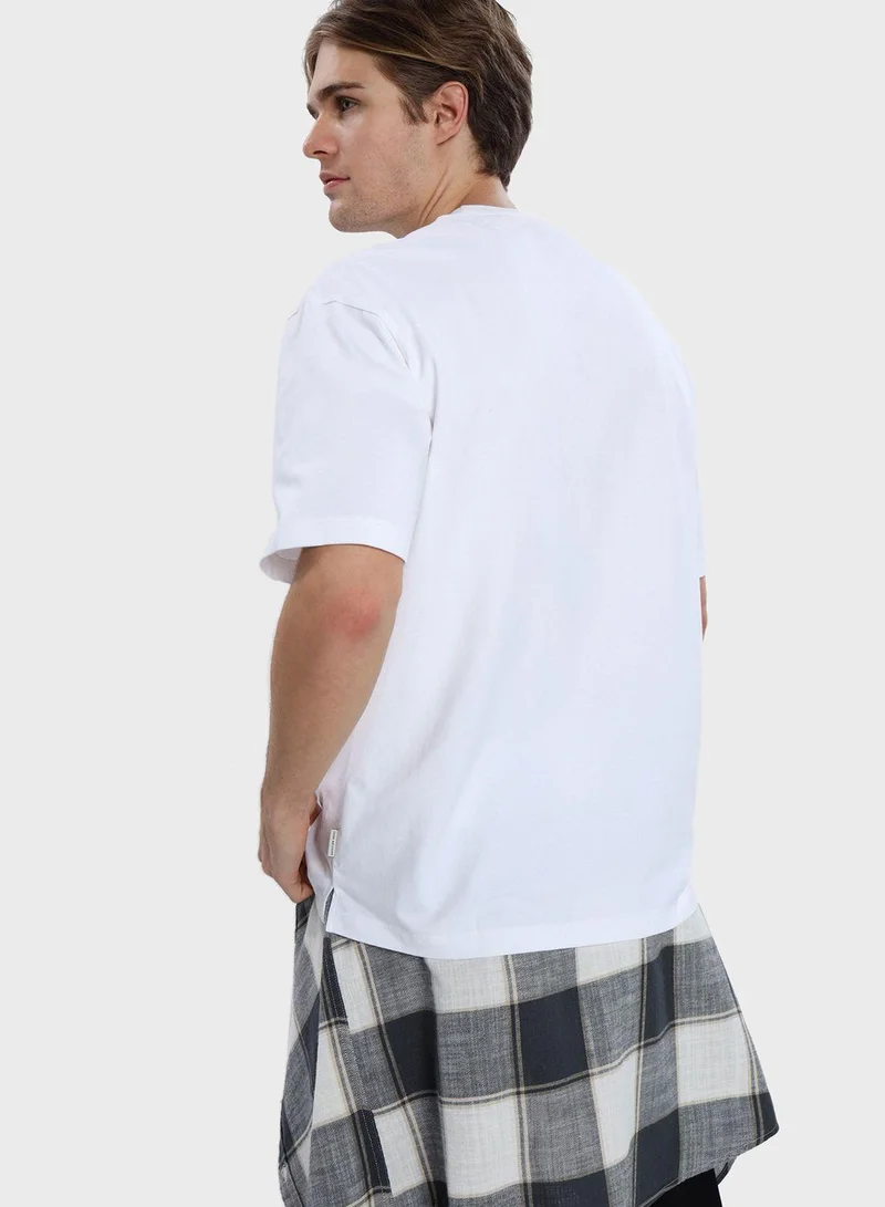 American Eagle Graphic Crew Neck T-Shirt