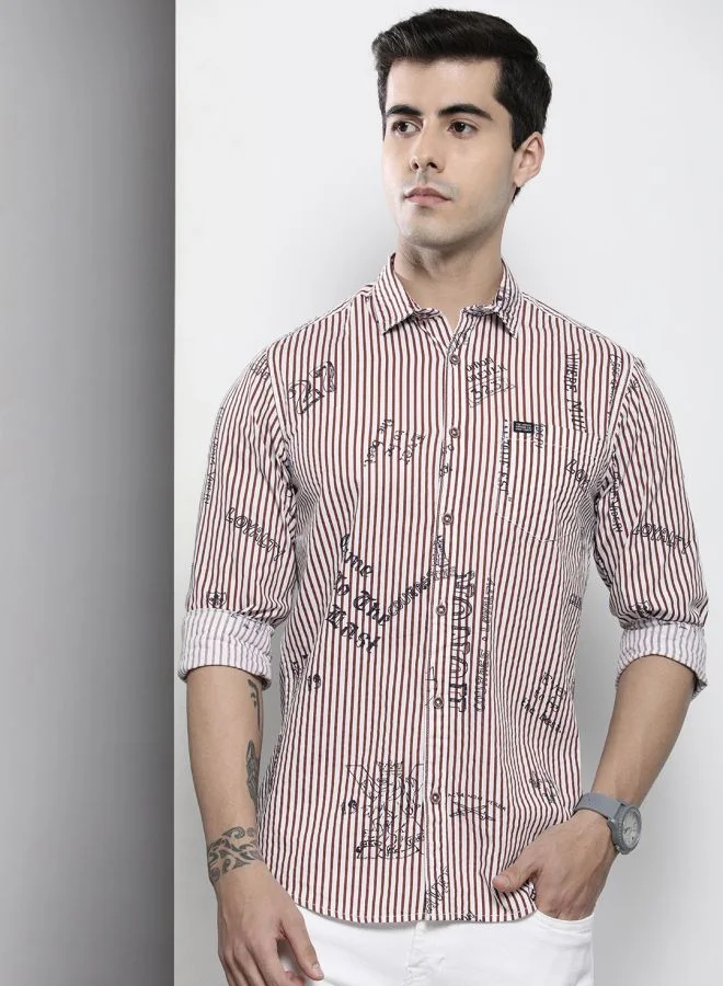 شركة المرآب الهندية Men Regular Fit Striped Full Sleeves Spread Collar Casual Shirt