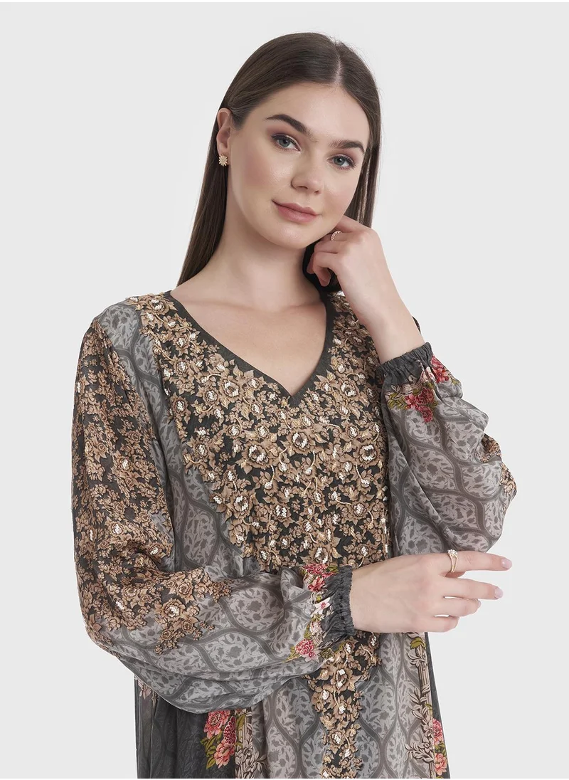 كشخة Ogee and Floral Digital Print Jalabiya with Hand work and Stone Work