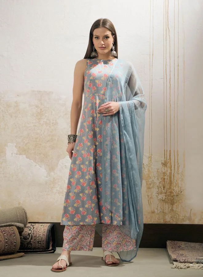 SASSAFRAS SASSAFRAS Grey Floral Sleeveless Kurta with Pencil Pants and Dupatta Set