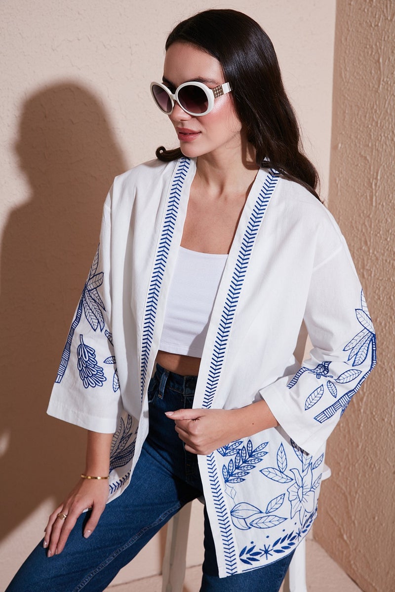 Lela Embroidered Cotton Oversize Fit Three Quarter Sleeve Kimono Women's Kimono 676302 - Image 2