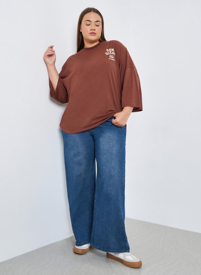 ستايلي جينز باهت بأرجل واسعة مقاس كبير - Image 1