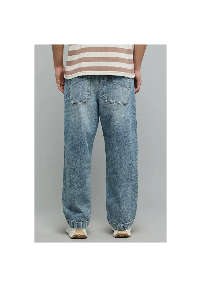 R&b  Washed Relaxed Fit Jeans with Button Closure for Men | Best Price UAE