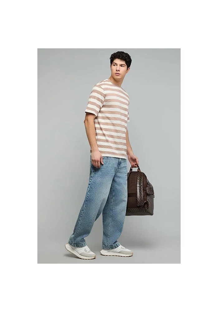 R&b Washed Relaxed Fit Jeans with Button Closure