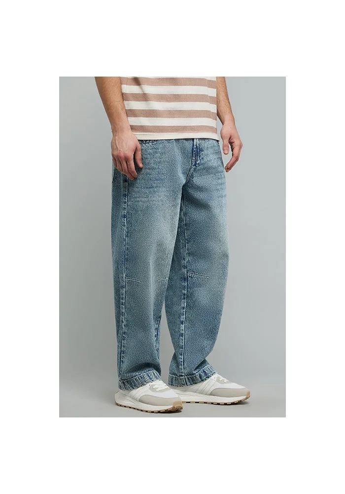 R&b  Washed Relaxed Fit Jeans with Button Closure for Men | Best Price UAE