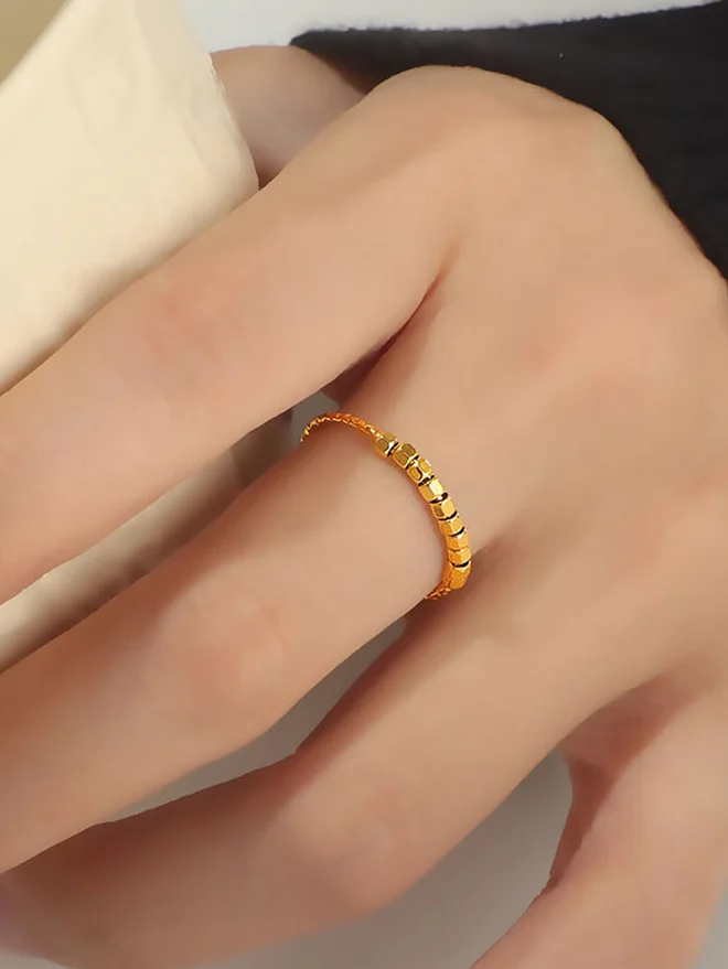 Styli Golden Textured Ring