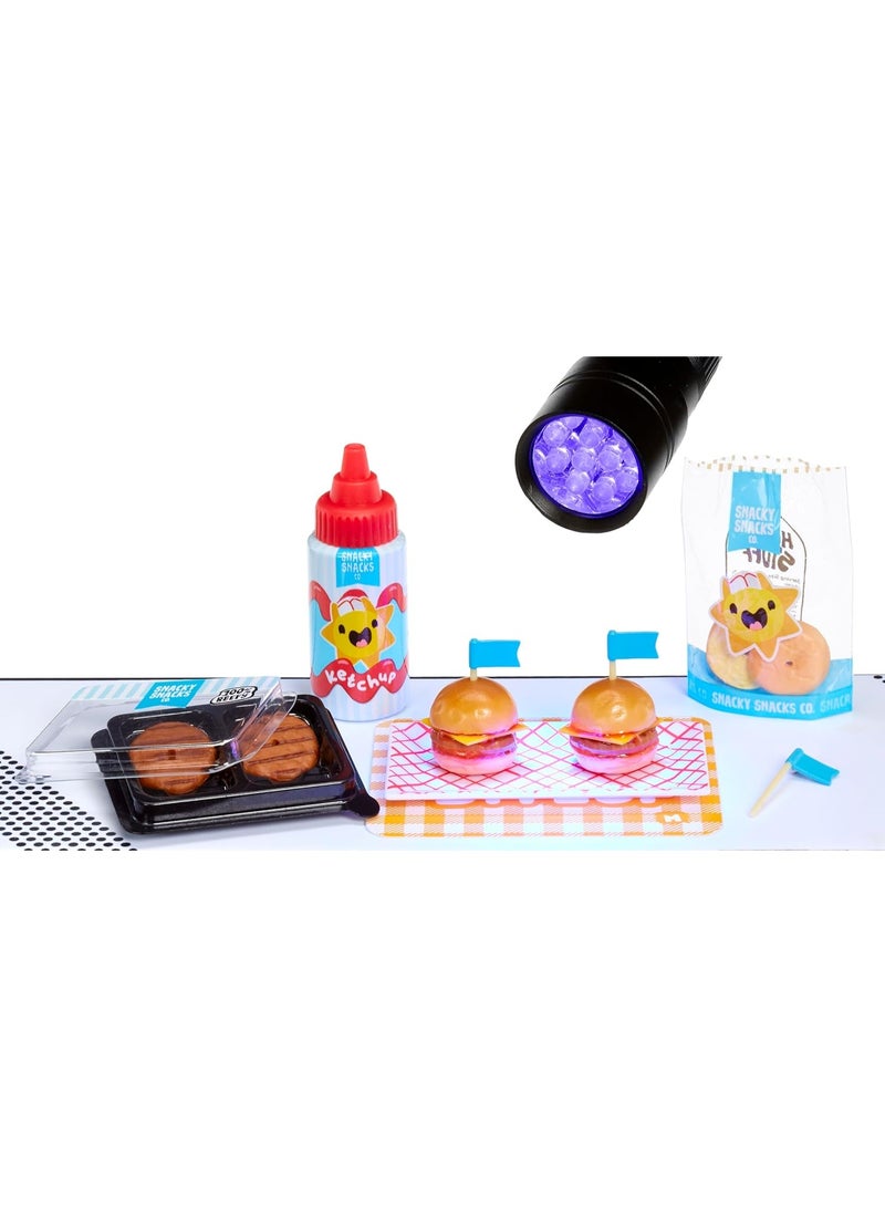 MGA's Miniverse MGA’s Miniverse Make It Mini Foods Café Series 5 Surprise, Collectible DIY Resin Snack & Dessert Replicas with Ingredients, Recipe Card, Accessories & Display, 8 to Collect- 546801 - Image 1