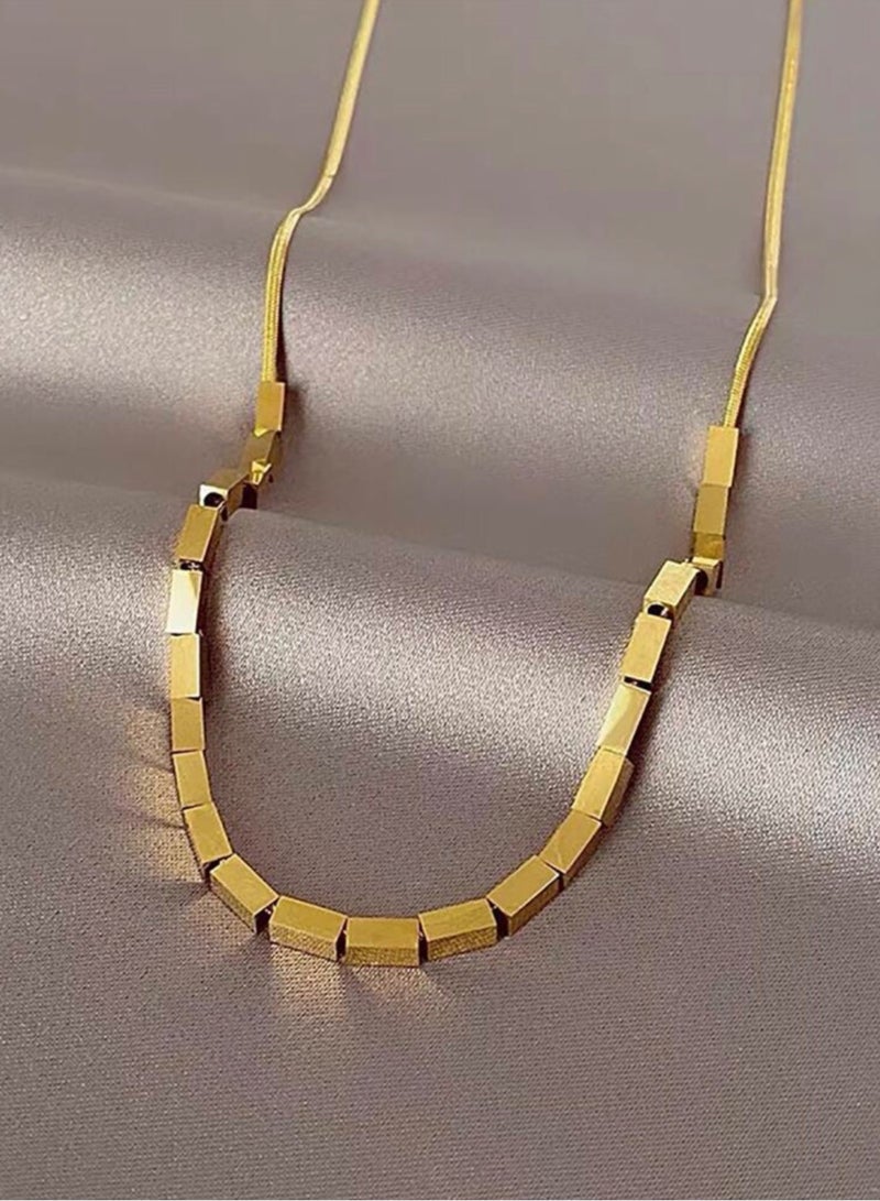 بلو لاين سلسال أنيق  من الاستانلس ستيل مطلي باللون الذهبي عيار 18 - Image 1