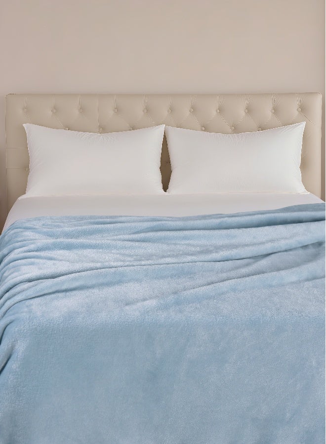 ايست من نون بطانية خفيفة الوزن للسرير والأريكة والكنب وليلة الأفلام والتخييم والسفر - بطانية فائقة النعومة والدفء من مايكروبلش، أزرق فاتح، 220 × 240 سم - Image 1