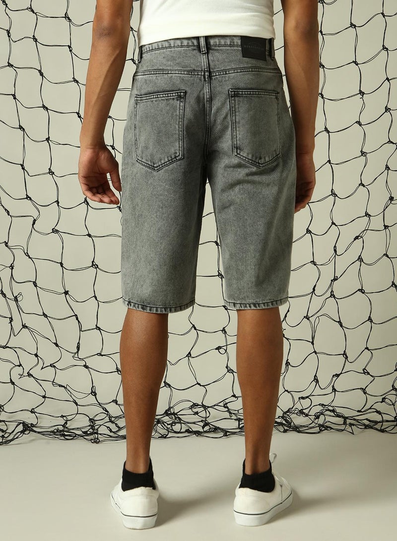 Hubberholme Men's Grey 100% Cotton Distressed Cropped Loose Fit Shorts  - Image 3