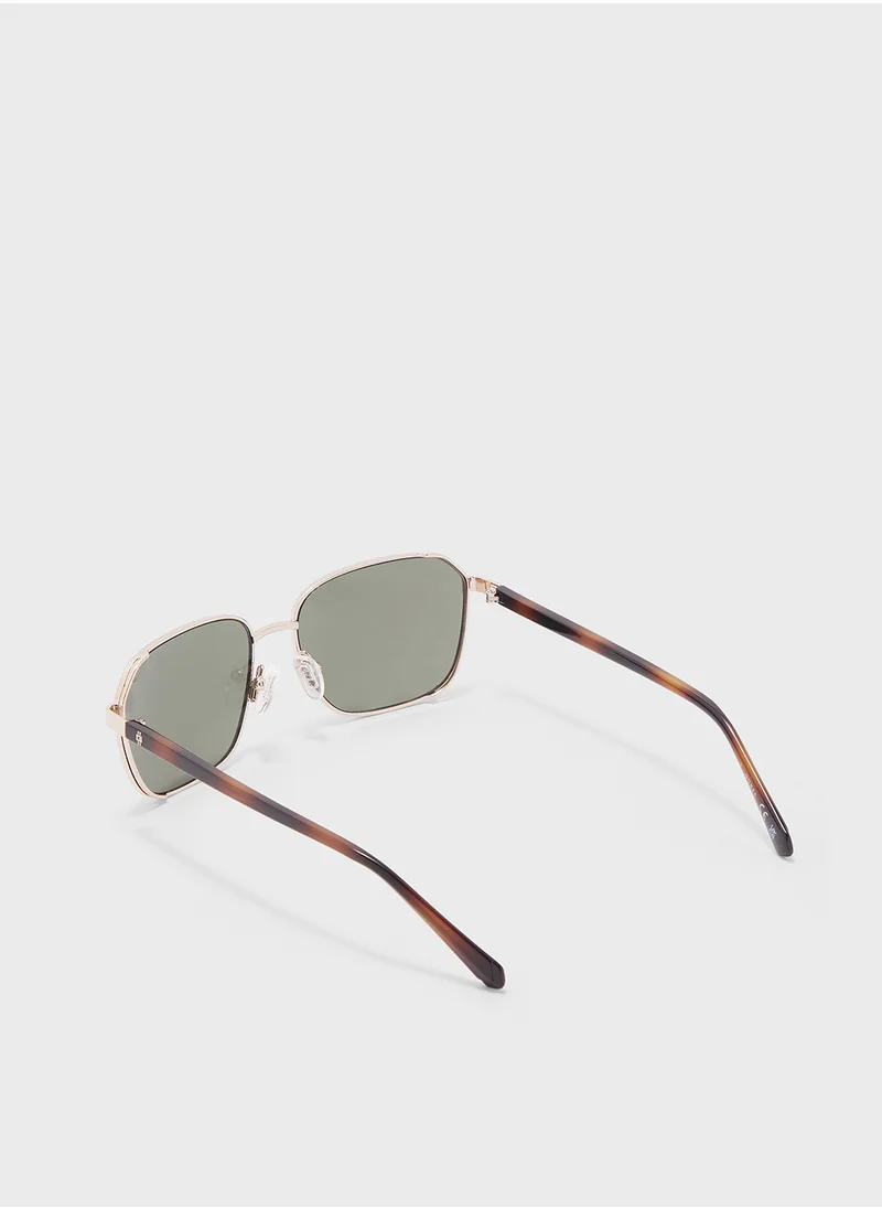 GUESS Uv Protected Shaped  Sunglasses