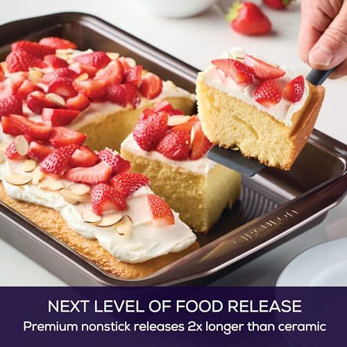 Circulon Symmetry Nonstick Rectangular Cake Pan - Chocolate - 9" x 13" - Image 3