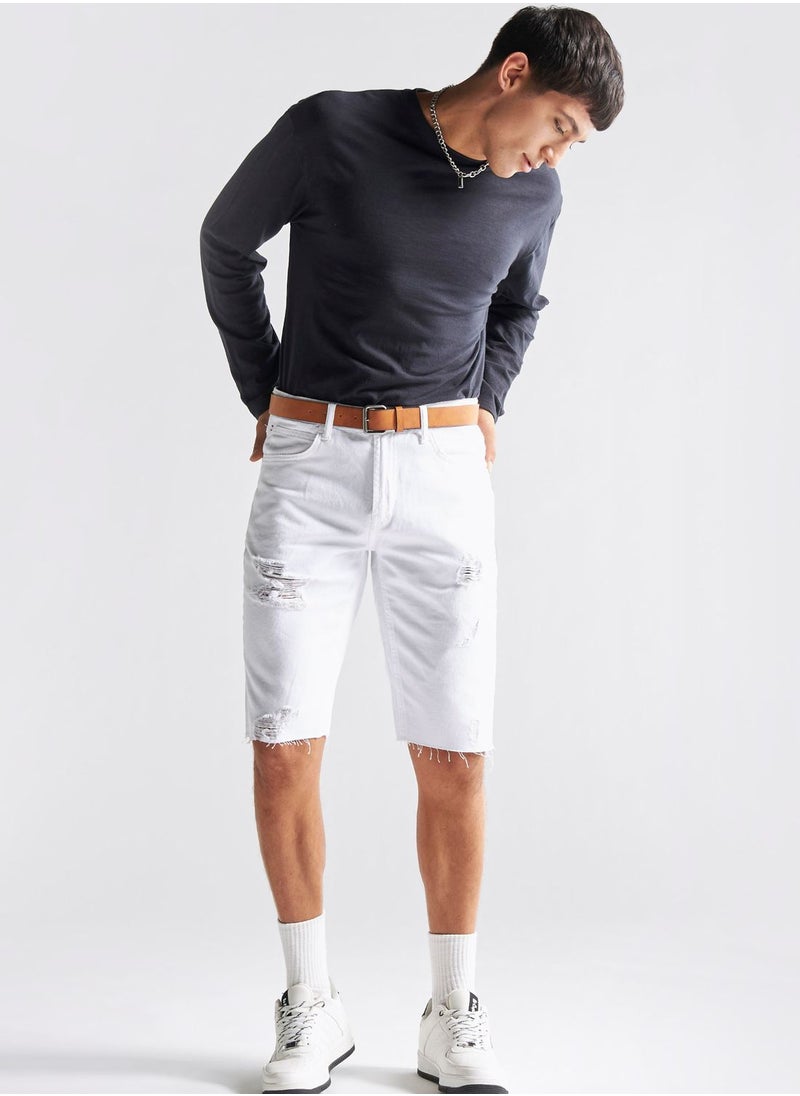 FAV Essential Crew Neck T-Shirt  - Image 4