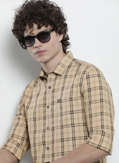 The Indian Garage Co Men Slim Fit Checkered Full Sleeves Spread Collar Casual Shirt