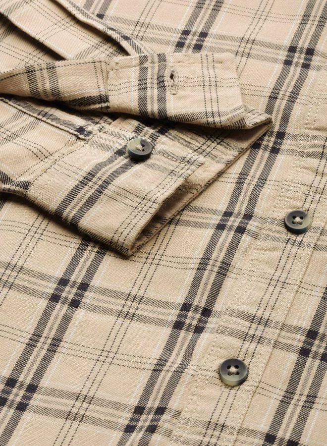 The Indian Garage Co Men Slim Fit Checkered Full Sleeves Spread Collar Casual Shirt