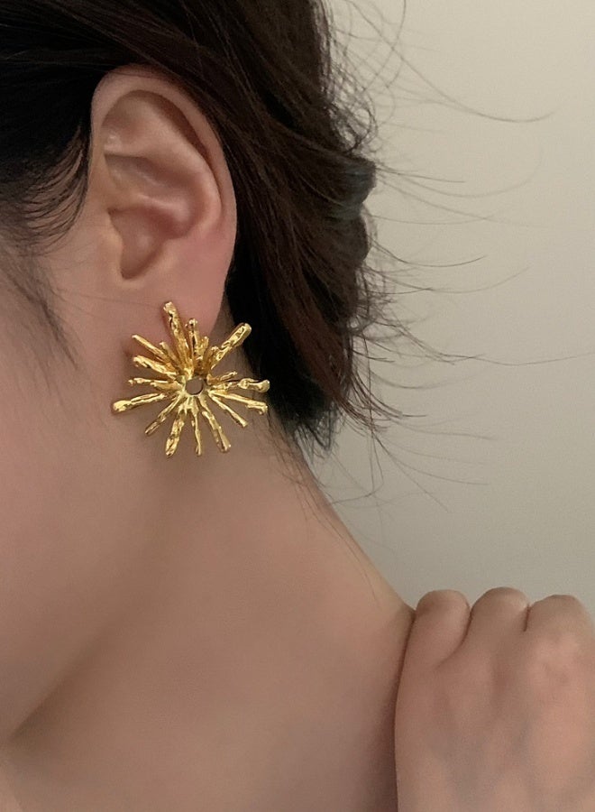 DINGKA 18k Gold-plated Snowflake Earrings, Retro Simple Gold Plated Earrings,Suitable for Daily Travel, Gatherings,Ideal Gift for Women - Image 3