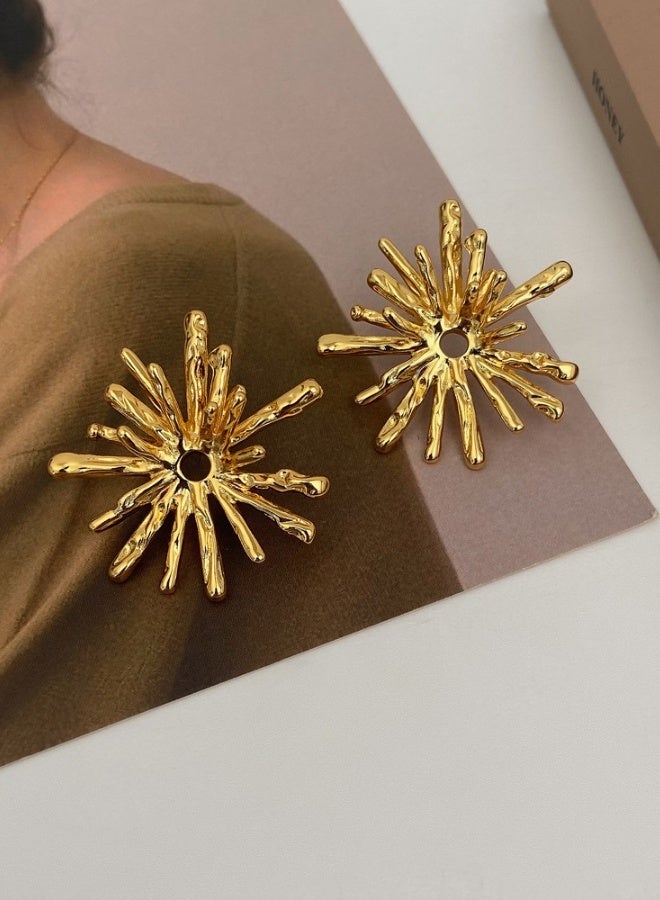 DINGKA 18k Gold-plated Snowflake Earrings, Retro Simple Gold Plated Earrings,Suitable for Daily Travel, Gatherings,Ideal Gift for Women - Image 4