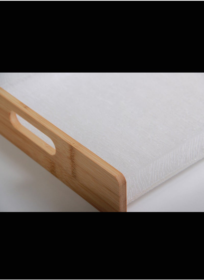 A set of trays offering a luxurious, versatile, elegant and sophisticated design.