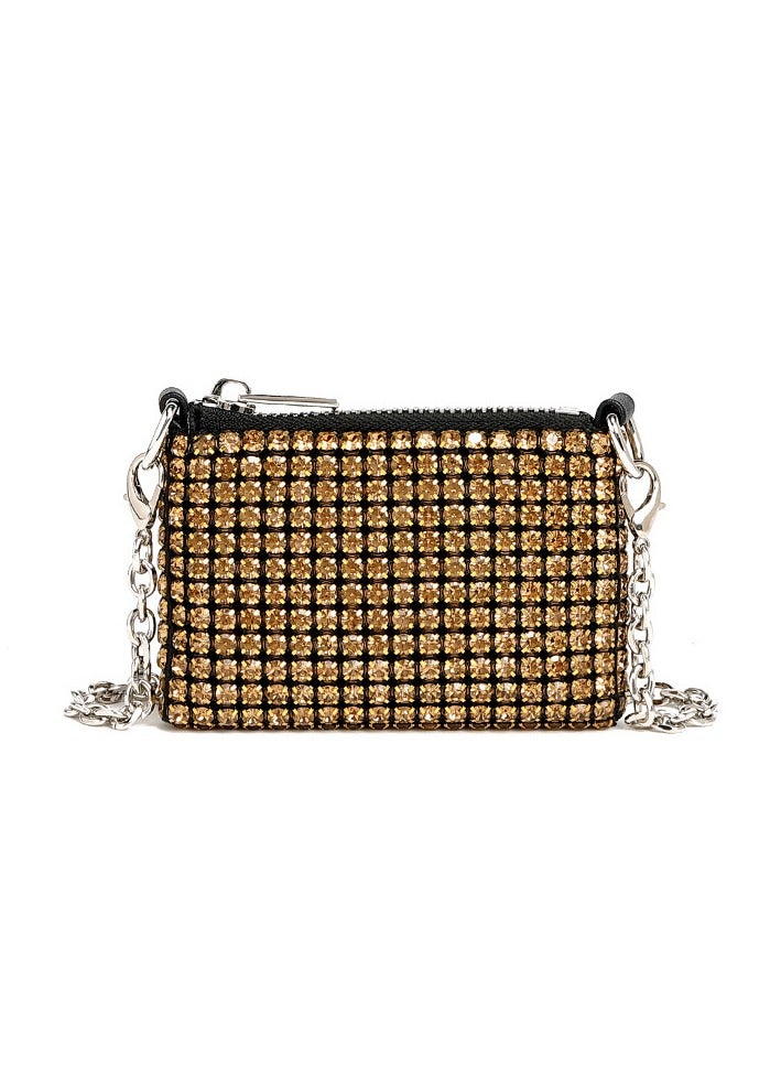 Minimalist And Fashionable Dinner Bag