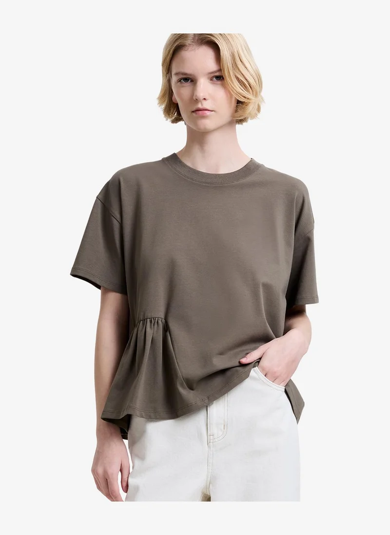 فرنش كونكشن Women's Vintage Khaki Rallie Asymmetrical T Shirt