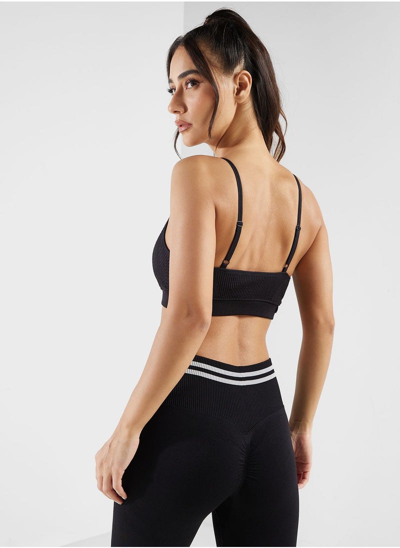 Calvin Klein Sports - Seamless Medium Support Sports Bra - Image 1