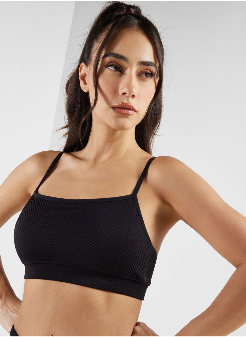 Calvin Klein Sports - Seamless Medium Support Sports Bra - Image 1