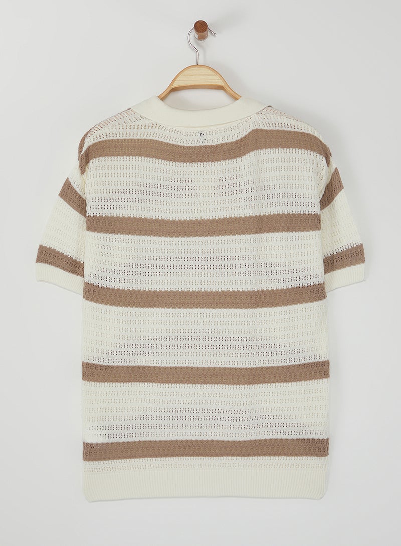 trendyol Ecru Regular Polo Neck Striped Knitwear Polo Neck T-Shirt Tmnss24Po00004 - Image 5