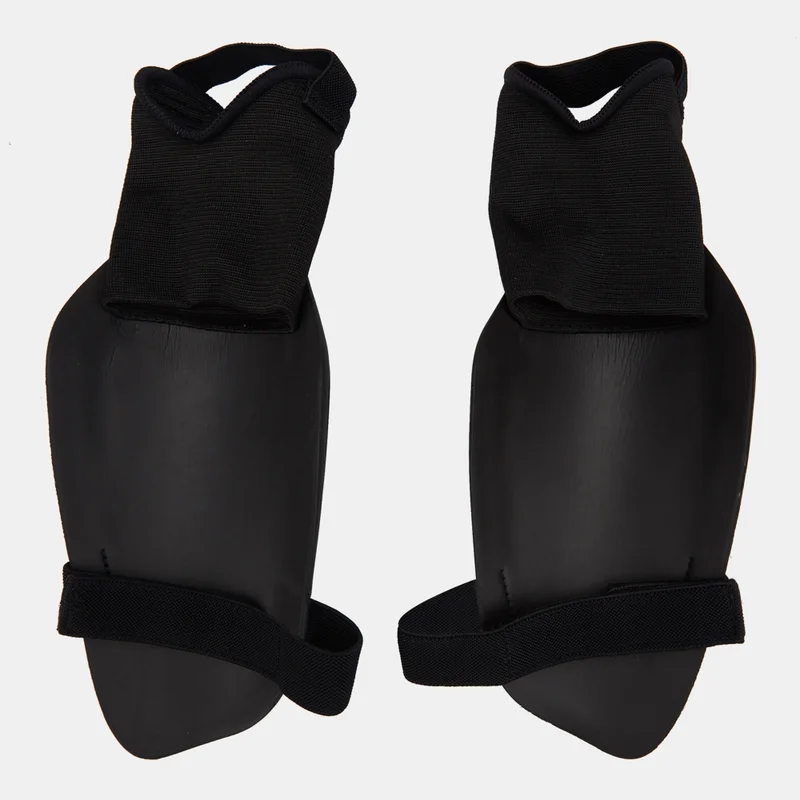 Nike Men's Charge Football Shinguards