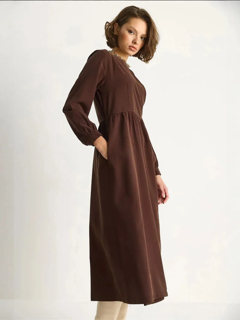 Bianco Lucci LUCCI Maxi Ruffle Drape Turtleneck Dress