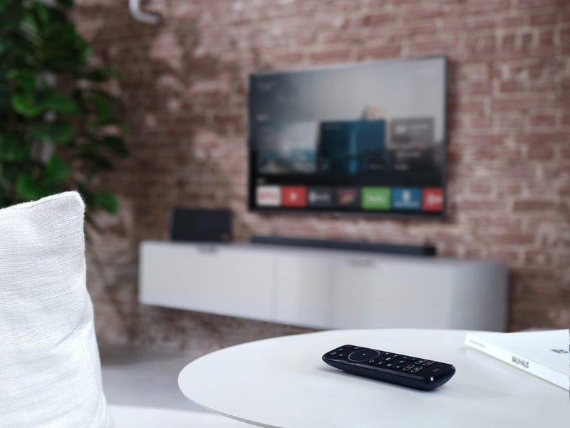 One For All Streamer Remote (New, in Retail Packaging) – Controls up to 3 Devices - (IR) - Control Your Streamer Box, TV and Sound bar – Learning Feature - Backlit Keys - Black – URC7935 - Image 2