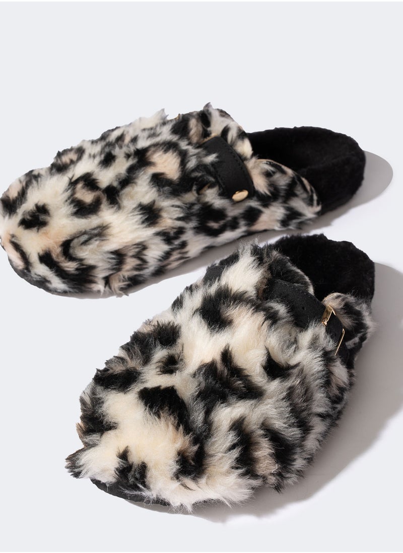 Leopard Printed Flat Sole Slippers - pzsku/Z2687176B5BDF0F76E468Z/45/_/1729507821/f437f511-ca78-455f-a958-67e8bfe5f2af