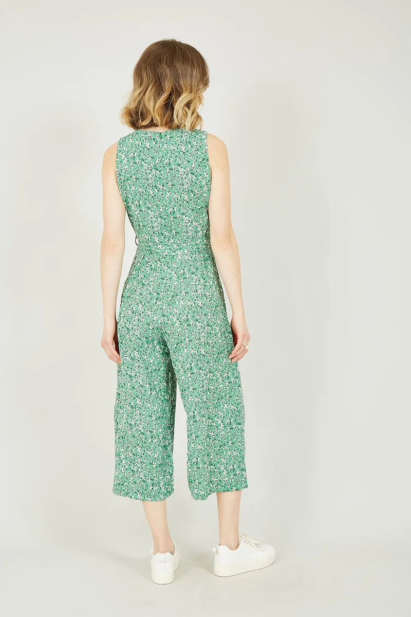 ميلا لندن Ditsy Flower Sleeveless Culotte Jumpsuit