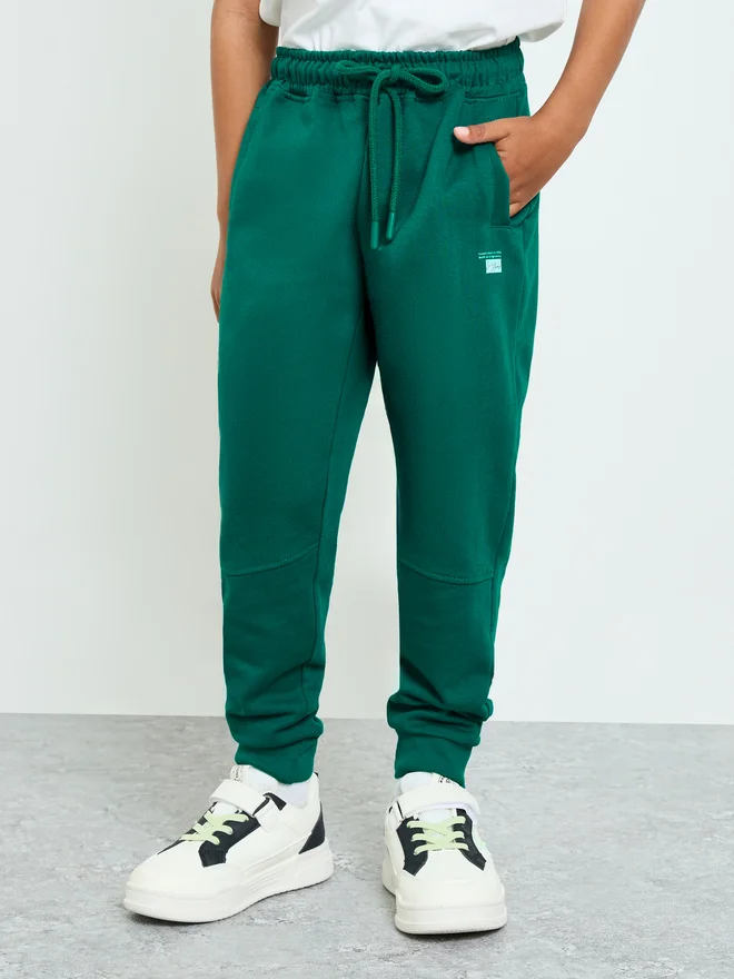 Styli Styli Boys Ribbed Cuff Hem Joggers with Side Pocket