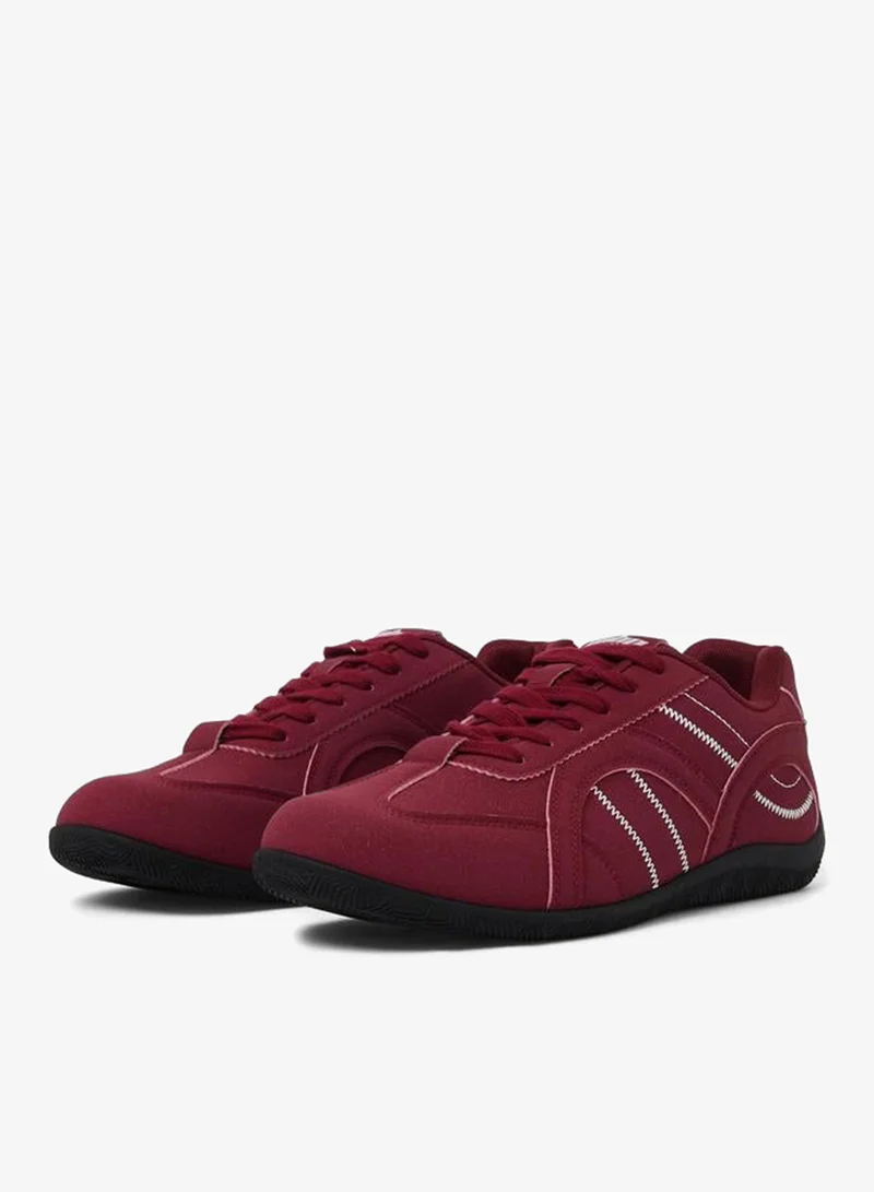 Styli Men Retro Stitch Detail Lace-Up Casual Sneakers