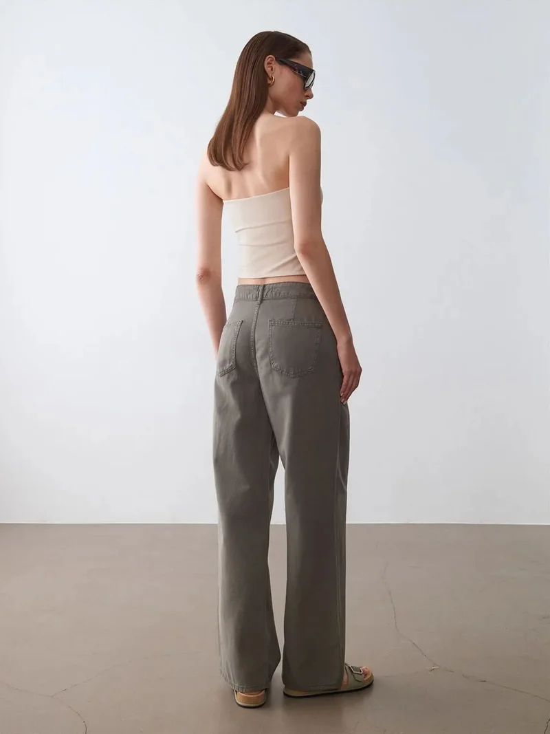 ديلفين Dilvin Mid-Waist Wide-Leg Pleated Trousers