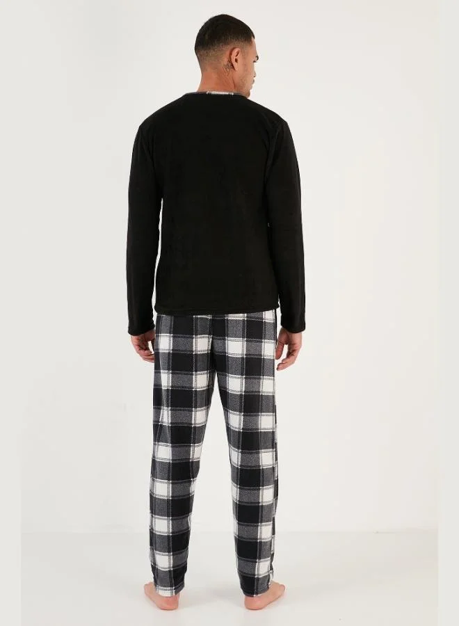 Buratti  Buratti Plaid Regular Fit Crew Neck Winter Polar Fleece Pajama Set Men's PAJAMAS SET 609610013W4 for Men | Best Price UAE