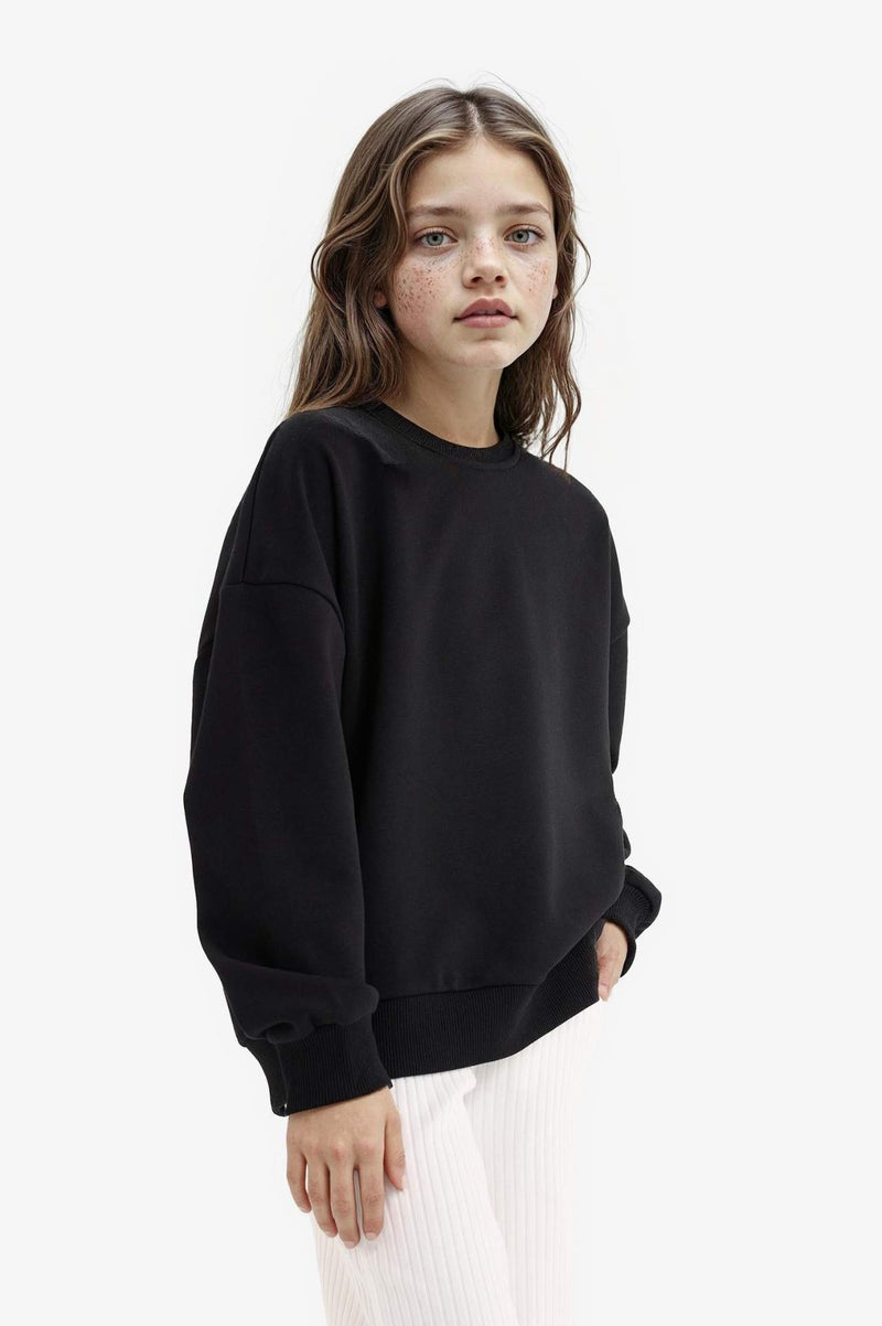 DeFacto Girl Oversize Fit Crew Neck Back Printed Sweatshirt - Image 4
