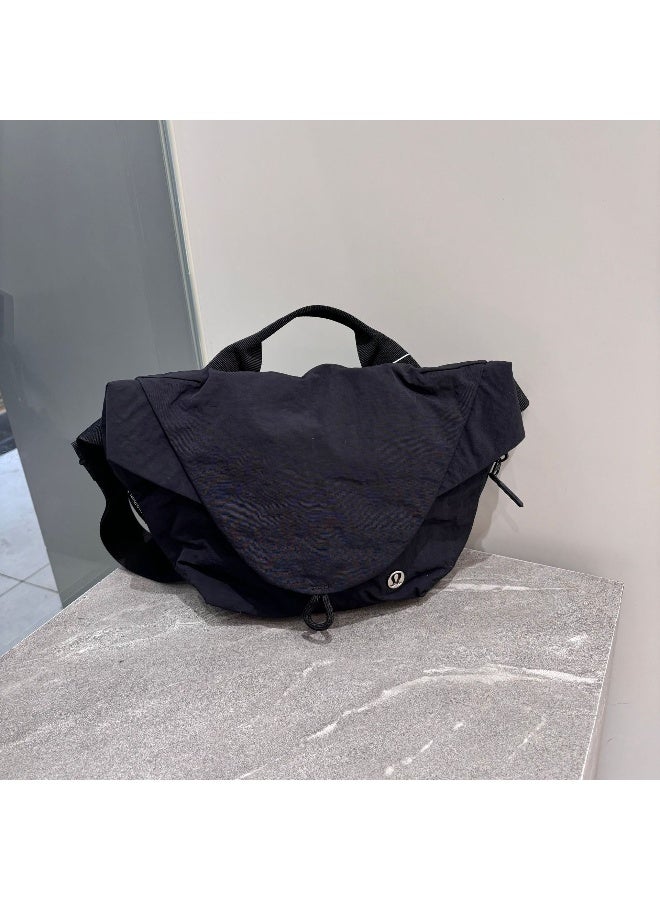 lululemon Curved 3L Magnetic Closure Crossbody Bag, Unisex Sport Casual Waist Pack for Fitness & Cycling - Image 1