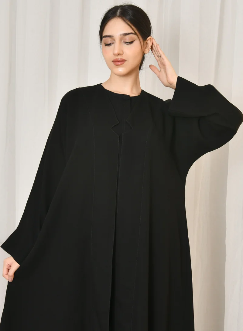 HAWRAA ABAYA Black wrap abaya, quarter cloche model, with a set suit